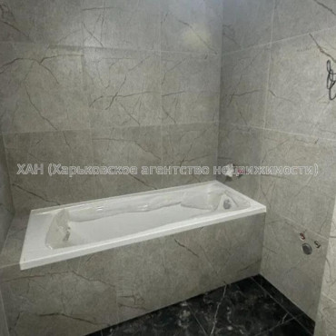 Продам квартиру, Шевченковский пер. , 1  ком., 54 м², без внутренних работ 