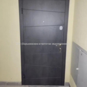 Продам квартиру, Шевченковский пер. , 1  ком., 54 м², без внутренних работ 