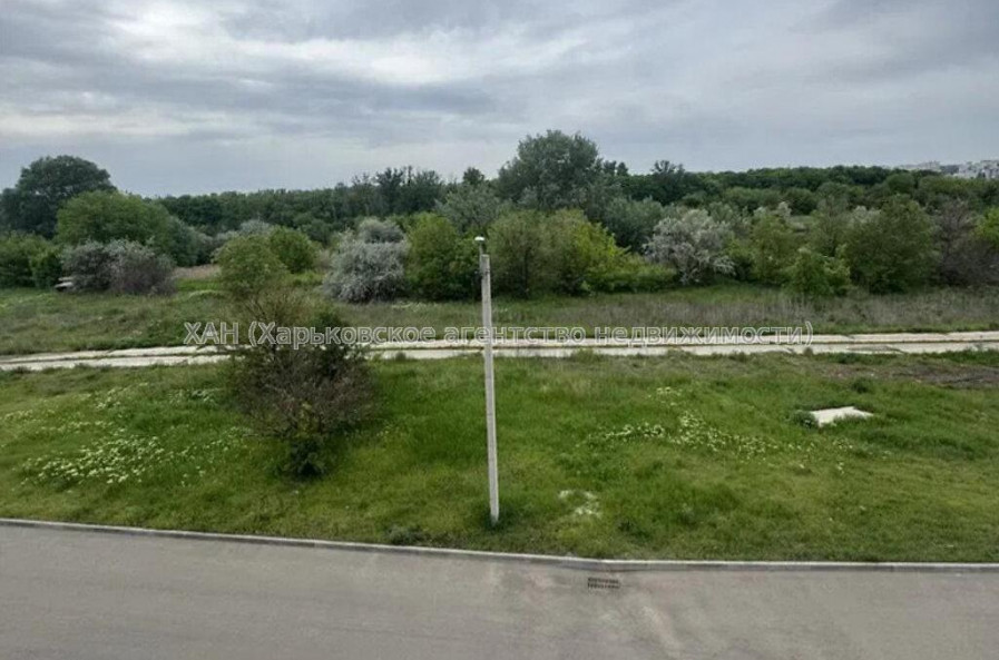 Продам квартиру, Шевченковский пер. , 1  ком., 54 м², без внутренних работ 