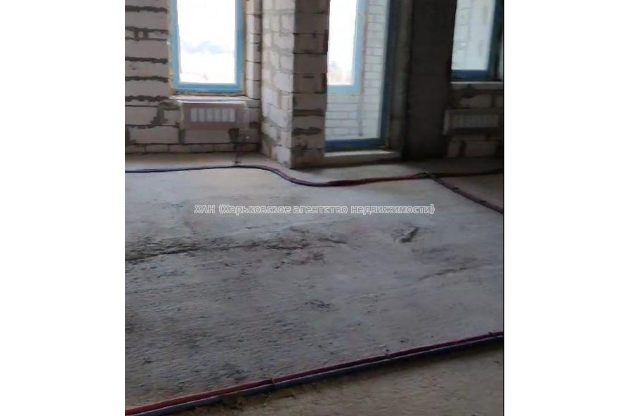 Продам квартиру, Гвардейцев Широнинцев ул. , 4  ком., 133 м², без внутренних работ 