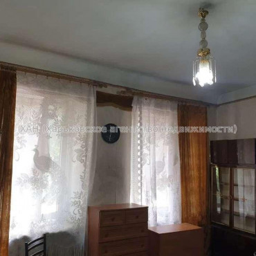 Продам квартиру, Малогончаровская ул. , 2 кім., 46 м², советский ремонт 