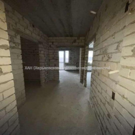 Продам квартиру, Шевченковский пер. , 1 кім., 35 м², без внутренних работ