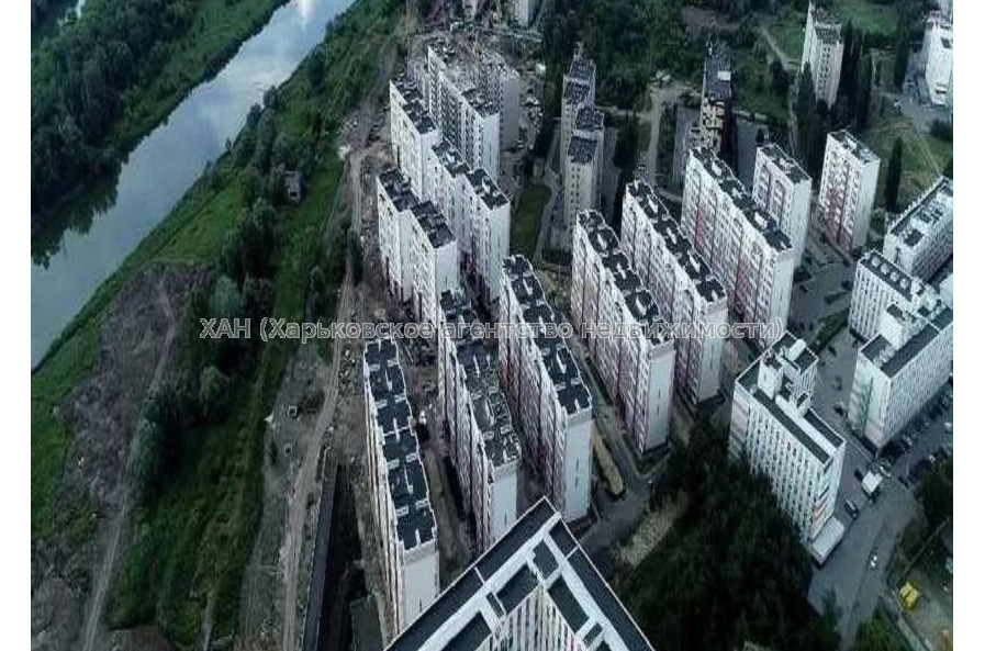 Продам квартиру, Шевченковский пер. , 1 кім., 35 м², без внутренних работ 