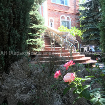 Продам будинок, Колонная ул. , 53 , 361 м², 9 соток, авторский дизайн 