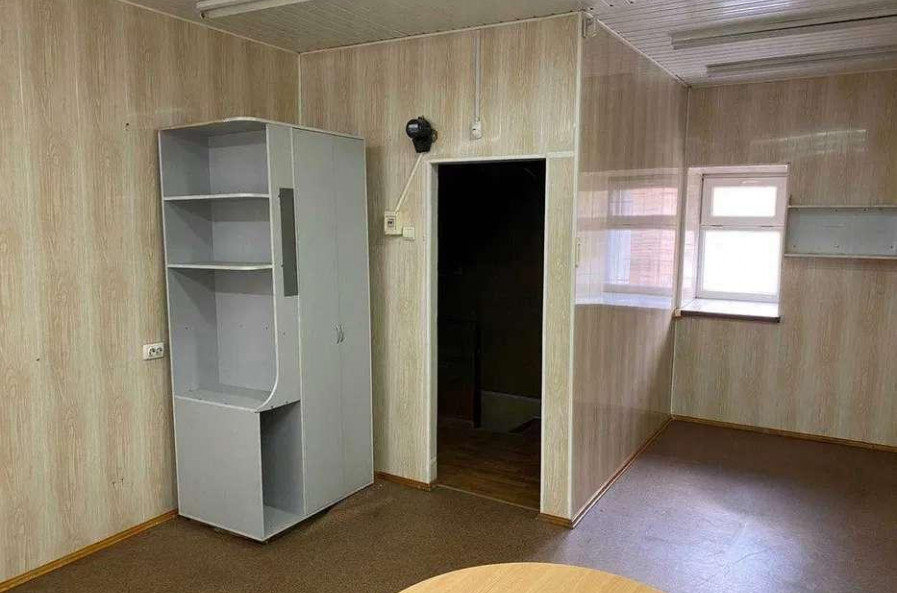 Здам нежитлову нерухомість, офисное помещение , 42 м², косметический ремонт 