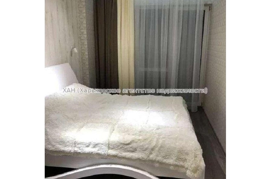 Продам квартиру, Науки просп. , 2  ком., 56 м², капитальный ремонт 