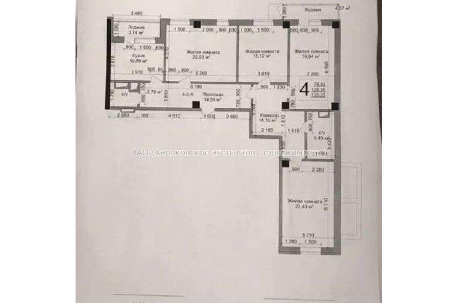 Продам квартиру, Динамовская ул. , 4 кім., 135 м², без внутренних работ 