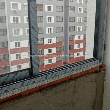 Продам квартиру, Борткевича ул. , 1 кім., 37 м², без внутренних работ 