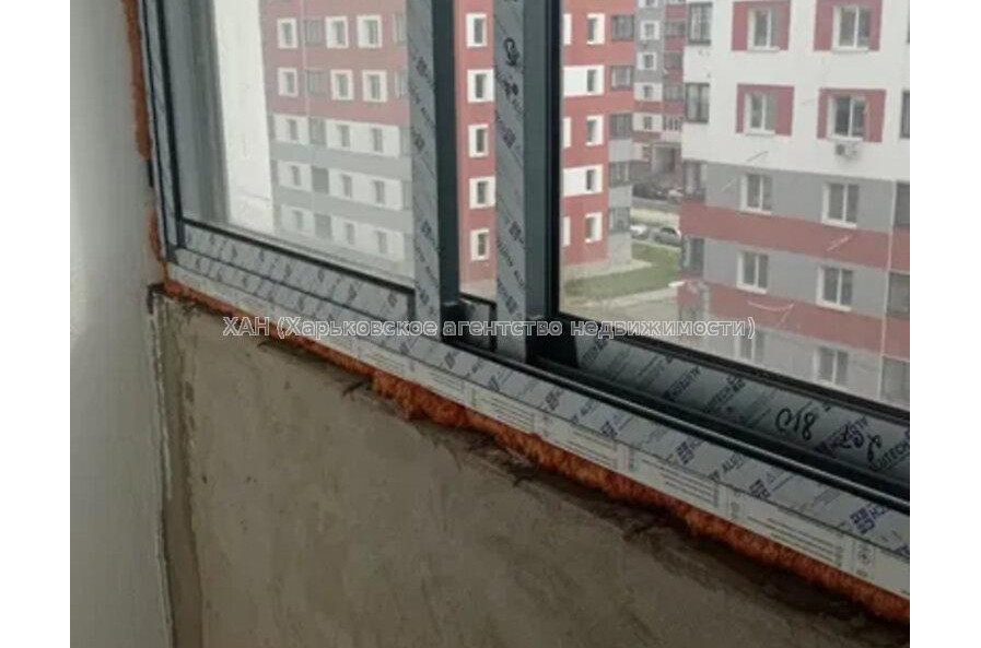 Продам квартиру, Борткевича ул. , 1  ком., 37 м², без внутренних работ 