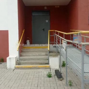 Продам квартиру, Борткевича ул. , 1  ком., 37 м², без внутренних работ 