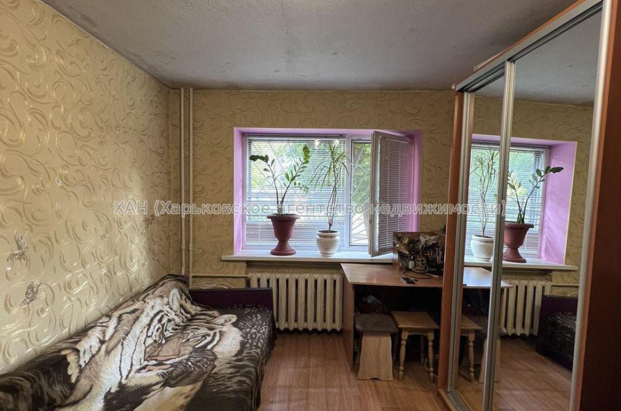 Продам квартиру, Шекспира ул. , 1 кім., 24 м², косметический ремонт 