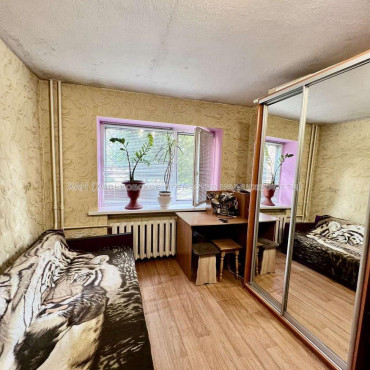 Продам квартиру, Шекспира ул. , 1 кім., 24 м², косметический ремонт 