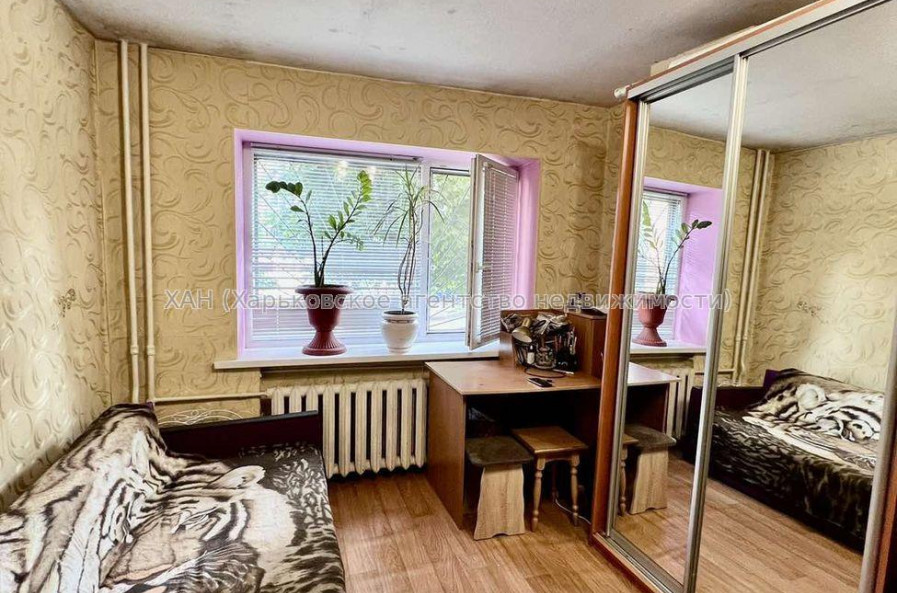 Продам квартиру, Шекспира ул. , 1 кім., 24 м², косметический ремонт 