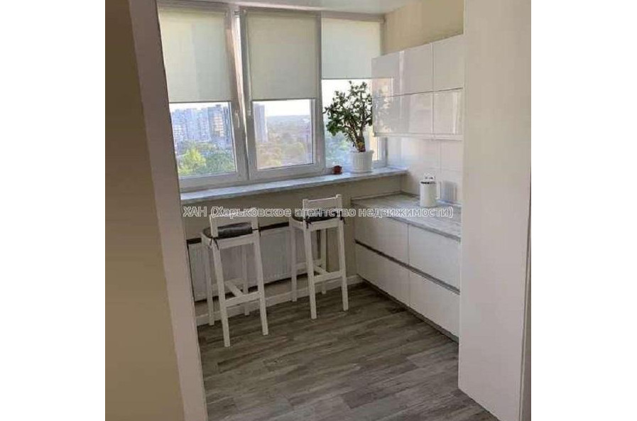 Продам квартиру, Георгия Тарасенко ул. , 3 кім., 96 м², евроремонт 