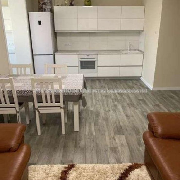 Продам квартиру, Георгия Тарасенко ул. , 3 кім., 96 м², евроремонт 