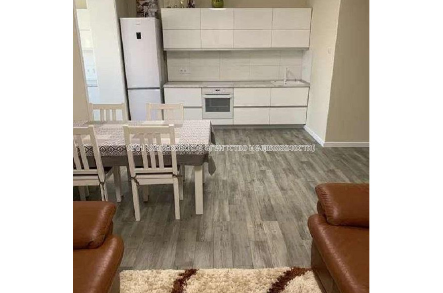 Продам квартиру, Георгия Тарасенко ул. , 3 кім., 96 м², евроремонт 