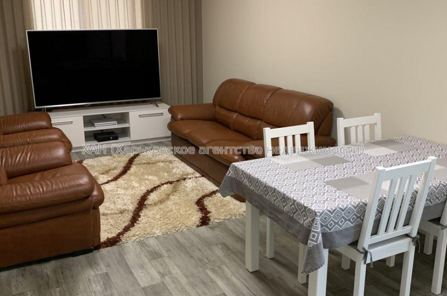 Продам квартиру, Георгия Тарасенко ул. , 3 кім., 96 м², евроремонт 