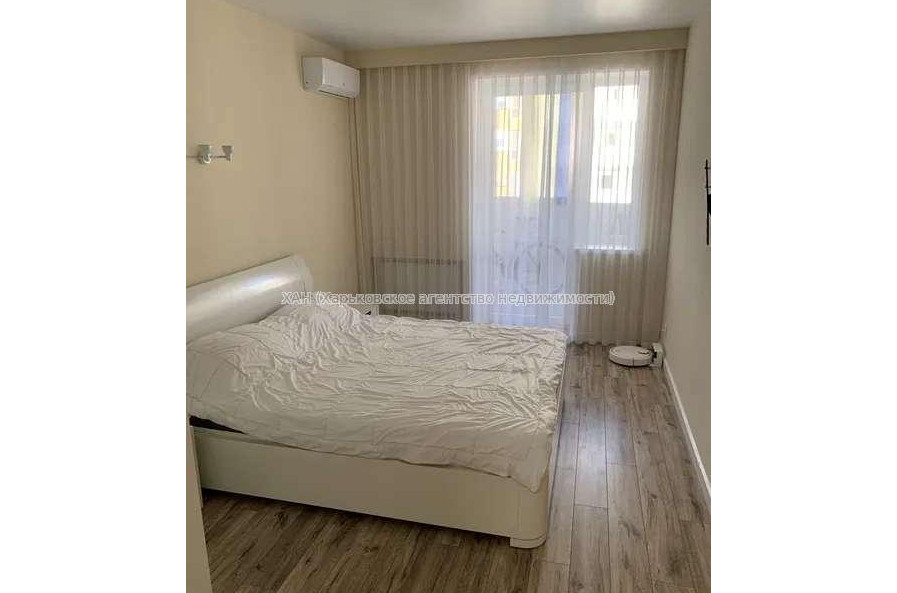 Продам квартиру, Георгия Тарасенко ул. , 3 кім., 96 м², евроремонт 