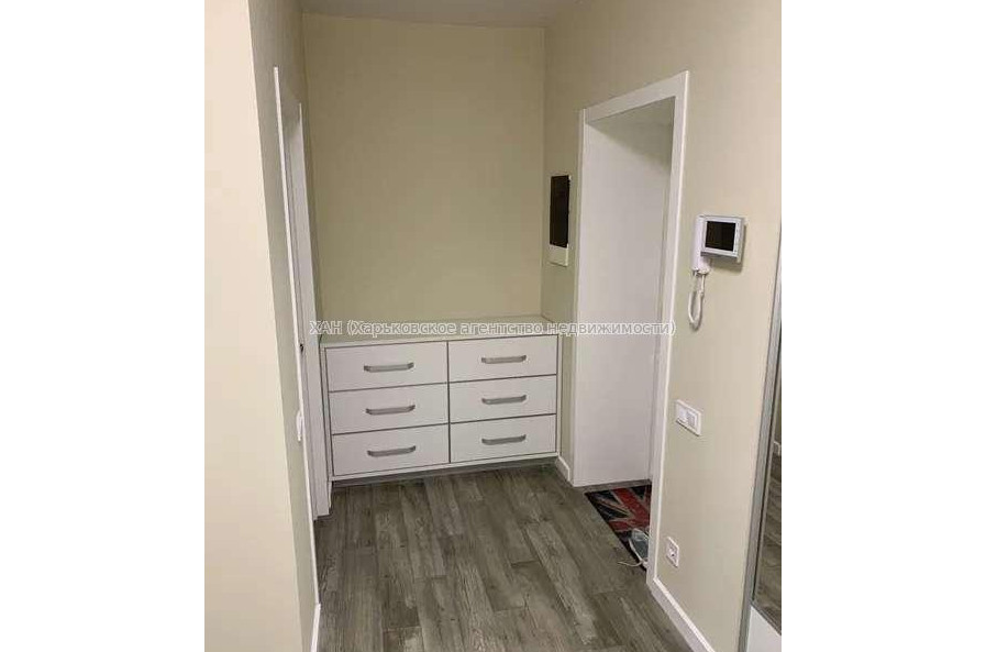Продам квартиру, Георгия Тарасенко ул. , 3 кім., 96 м², евроремонт 