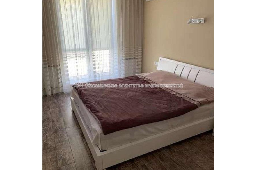 Продам квартиру, Георгия Тарасенко ул. , 3 кім., 96 м², евроремонт 