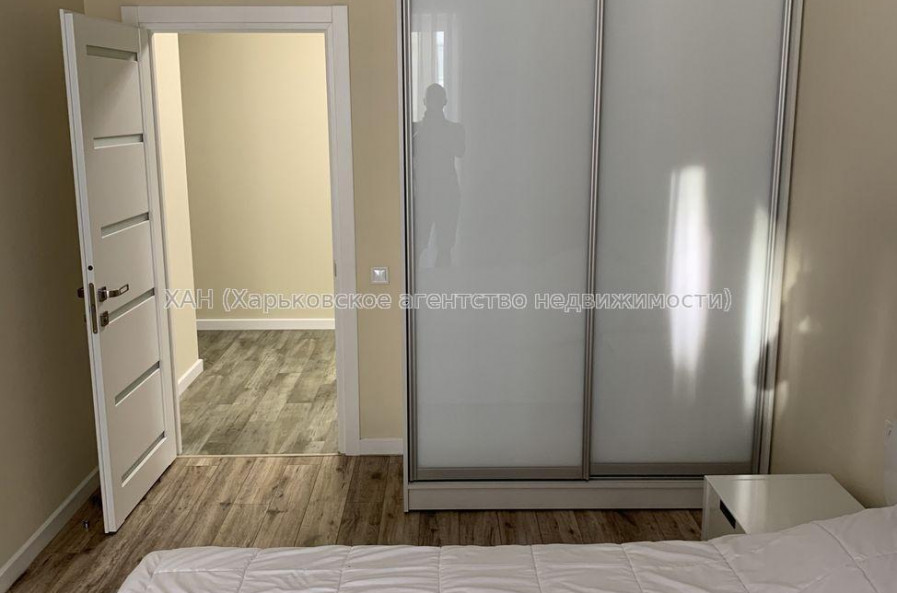 Продам квартиру, Георгия Тарасенко ул. , 3 кім., 96 м², евроремонт 