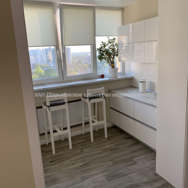 Продам квартиру, Георгия Тарасенко ул. , 3 кім., 96 м², евроремонт 