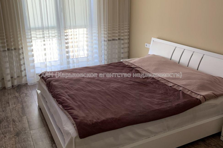 Продам квартиру, Георгия Тарасенко ул. , 3 кім., 96 м², евроремонт 