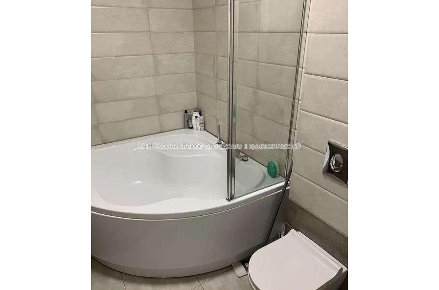 Продам квартиру, Георгия Тарасенко ул. , 3 кім., 96 м², евроремонт 