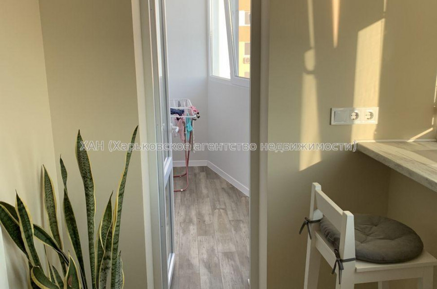 Продам квартиру, Георгия Тарасенко ул. , 3 кім., 96 м², евроремонт 