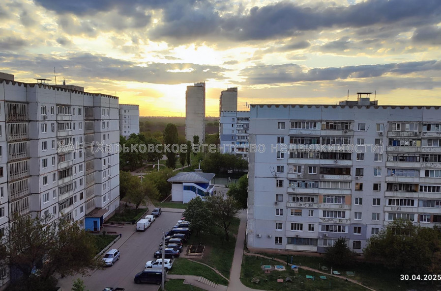 Продам квартиру, 92-й бригады ул. , 1 кім., 38 м², без ремонта 