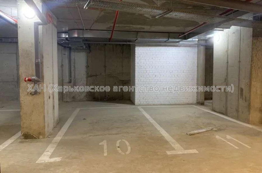 Продам квартиру, Динамовская ул. , 2  ком., 103 м², без внутренних работ 