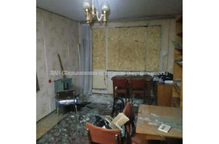 Продам квартиру, Натальи Ужвий ул. , 1 кім., 38 м², без ремонта 