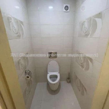 Продам квартиру, Мирная ул. , 2 кім., 83 м², авторский дизайн 