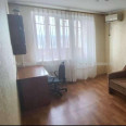 Продам квартиру, Ильинская ул. , 2 кім., 46 м², капитальный ремонт 