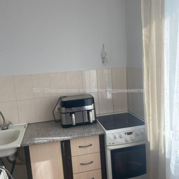 Продам квартиру, Ильинская ул. , 2 кім., 46 м², капитальный ремонт 