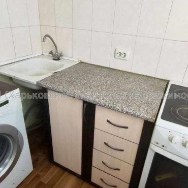 Продам квартиру, Ильинская ул. , 2  ком., 46 м², капитальный ремонт 