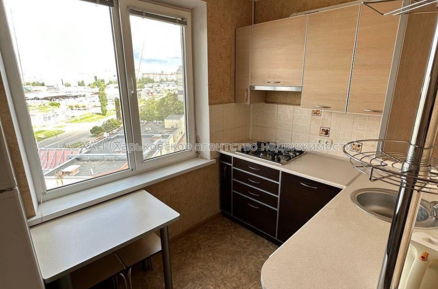 Сдам квартиру, Непокоренных ул. , 4 , 1  ком., 34 м², капитальный ремонт 