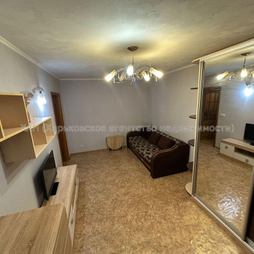 Сдам квартиру, Непокоренных ул. , 4 , 1  ком., 34 м², капитальный ремонт 