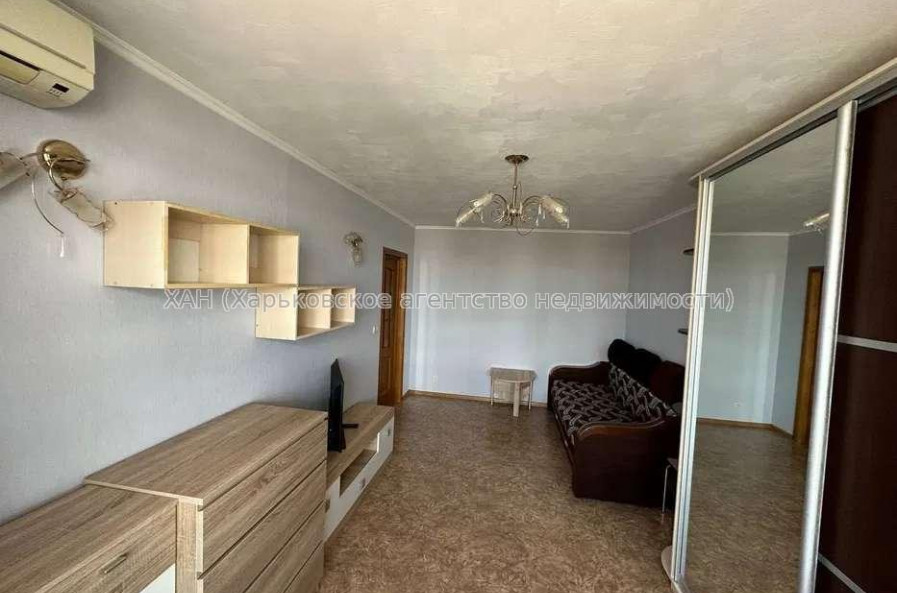 Сдам квартиру, Непокоренных ул. , 4 , 1  ком., 34 м², капитальный ремонт 