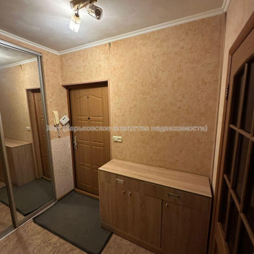 Сдам квартиру, Непокоренных ул. , 4 , 1  ком., 34 м², капитальный ремонт 