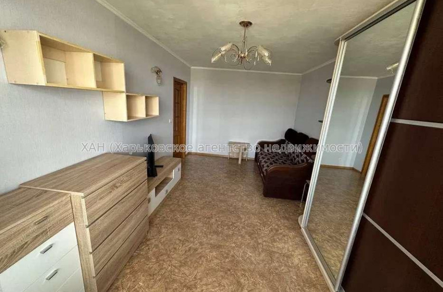 Сдам квартиру, Непокоренных ул. , 4 , 1  ком., 34 м², капитальный ремонт 