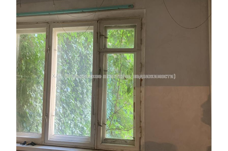 Продам квартиру, Клочковская ул. , 4  ком., 82.50 м², без ремонта 