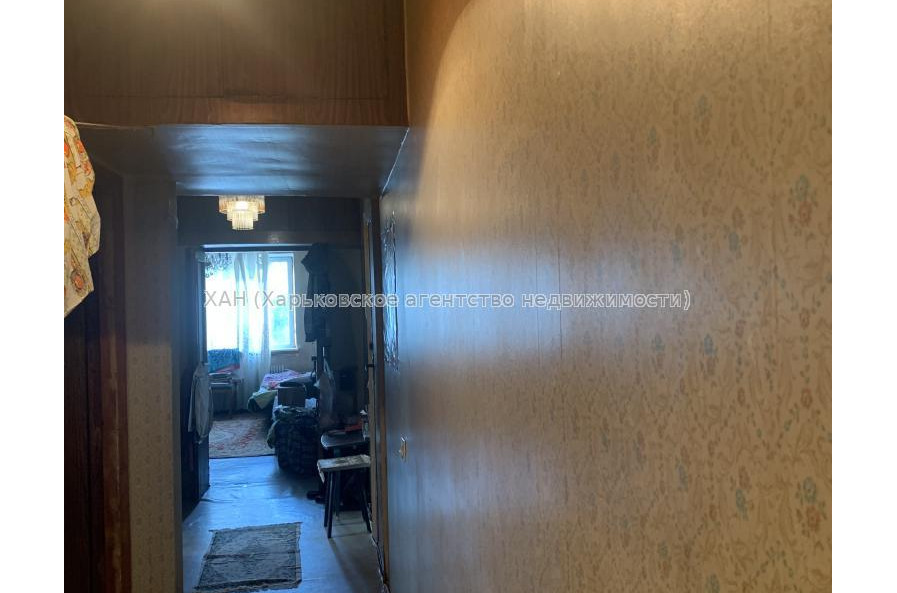 Продам квартиру, Клочковская ул. , 4  ком., 82.50 м², без ремонта 