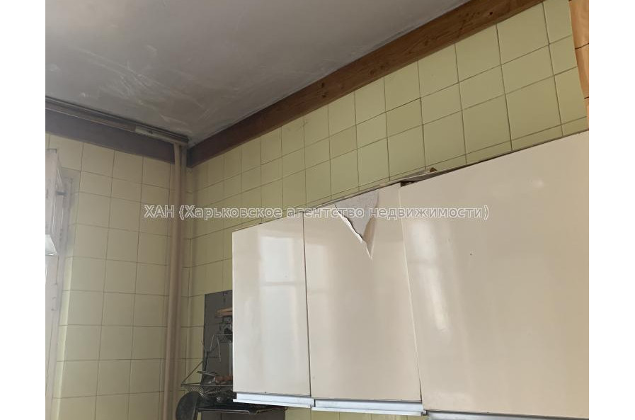 Продам квартиру, Клочковская ул. , 4  ком., 82.50 м², без ремонта 