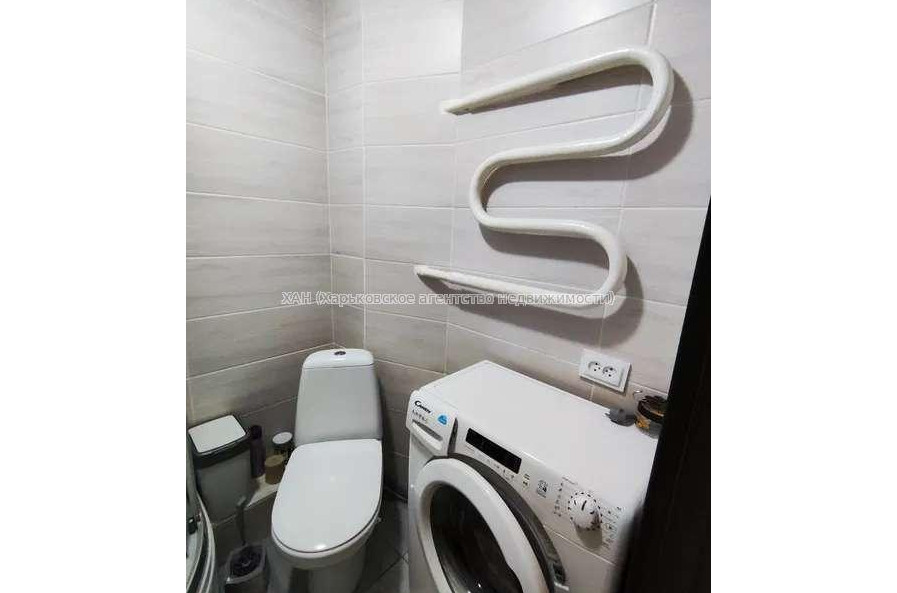 Продам квартиру, Бучмы ул. , 1  ком., 30 м², капитальный ремонт 