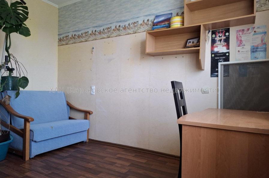 Продам квартиру, Тракторостроителей просп. , 3 кім., 66.50 м², косметический ремонт 