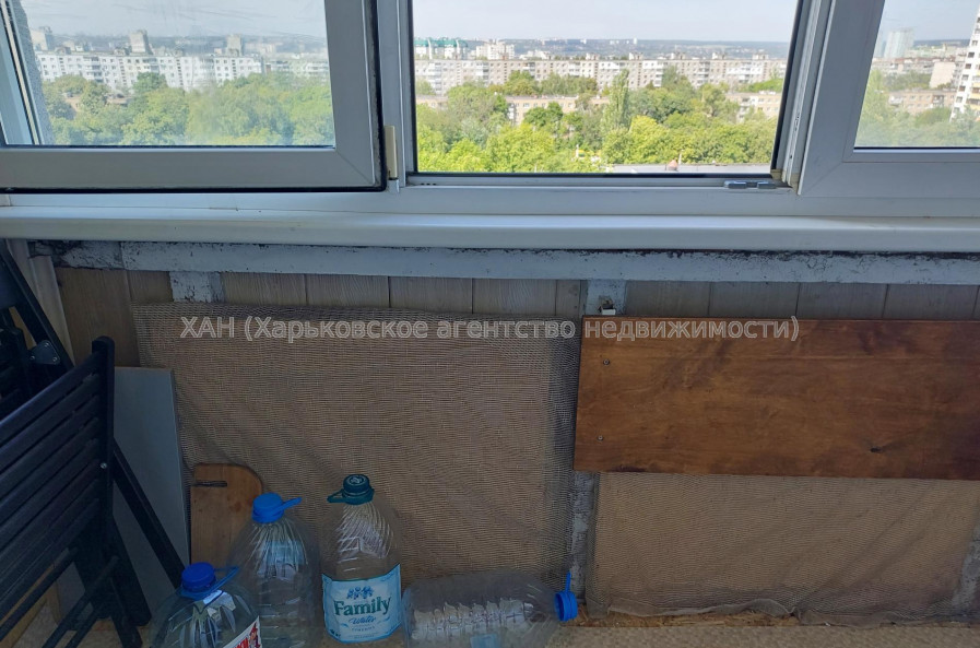 Продам квартиру, Тракторостроителей просп. , 3 кім., 66 м², косметический ремонт 