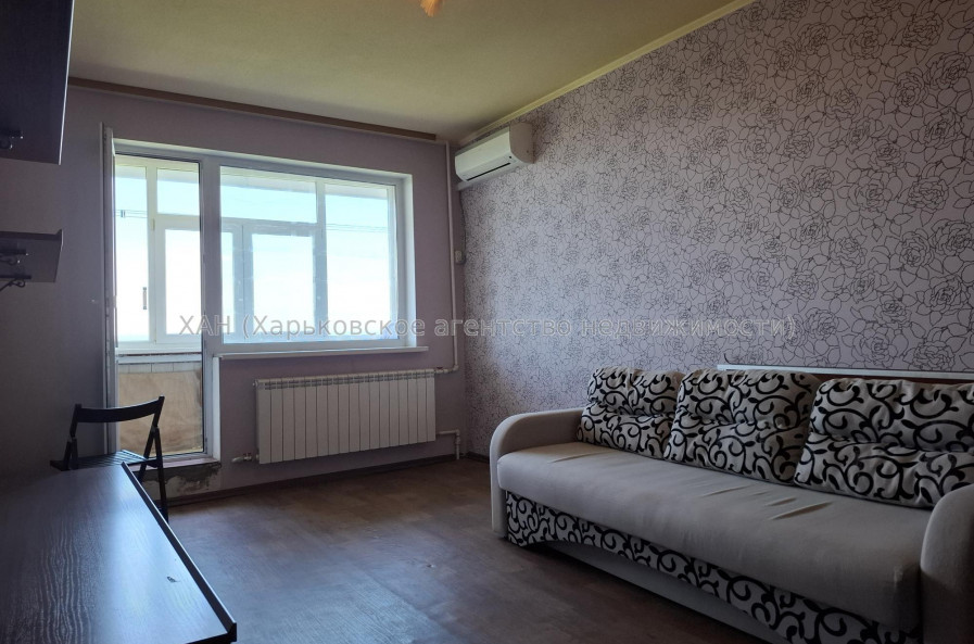 Продам квартиру, Тракторостроителей просп. , 3 кім., 66.50 м², косметический ремонт 