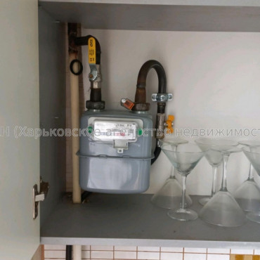 Продам квартиру, Тракторостроителей просп. , 3 кім., 66 м², косметический ремонт 