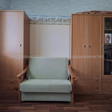 Продам квартиру, Тракторостроителей просп. , 3 кім., 66.50 м², косметический ремонт 